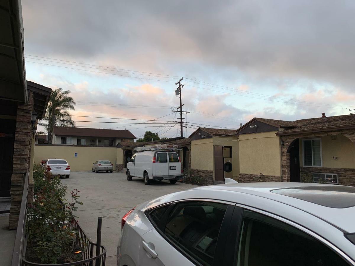 Apache Motel Lynwood